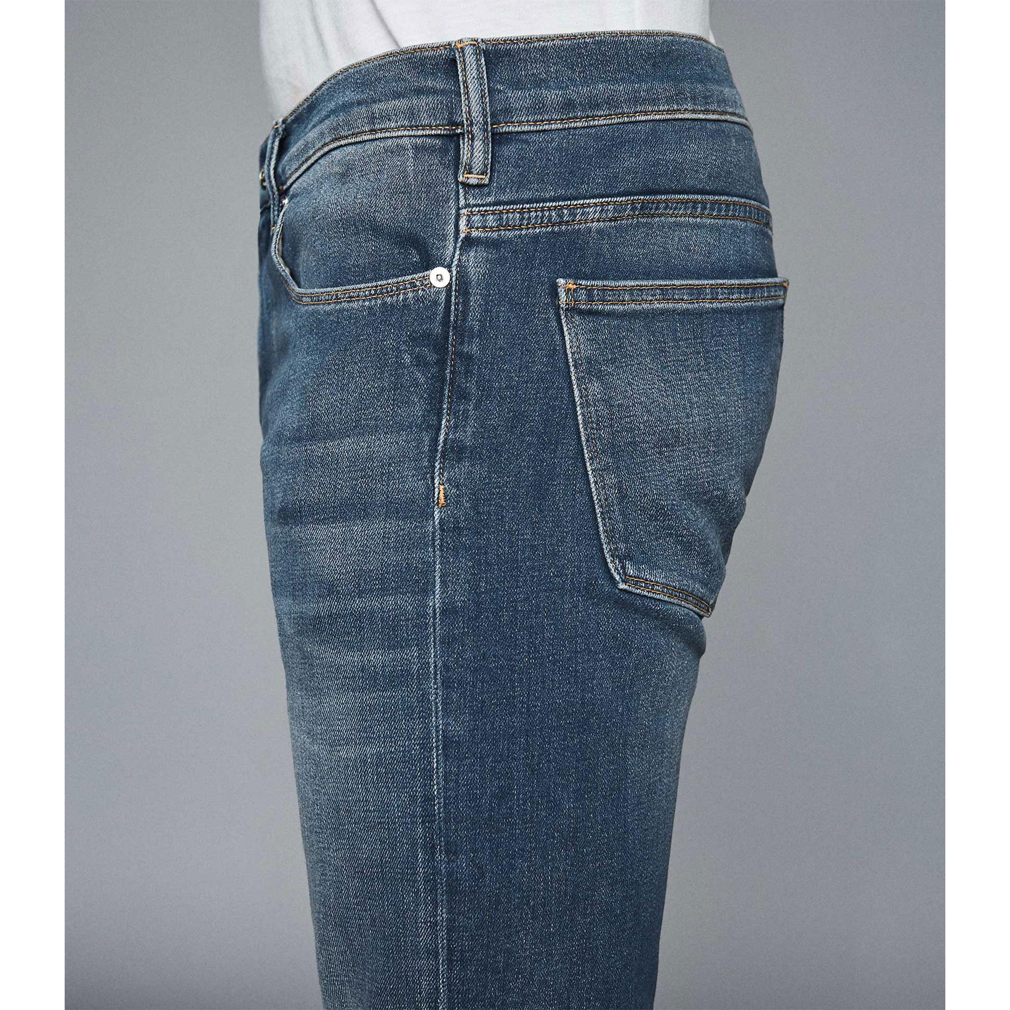 Ceha Tapered Slim-Fit Jeans